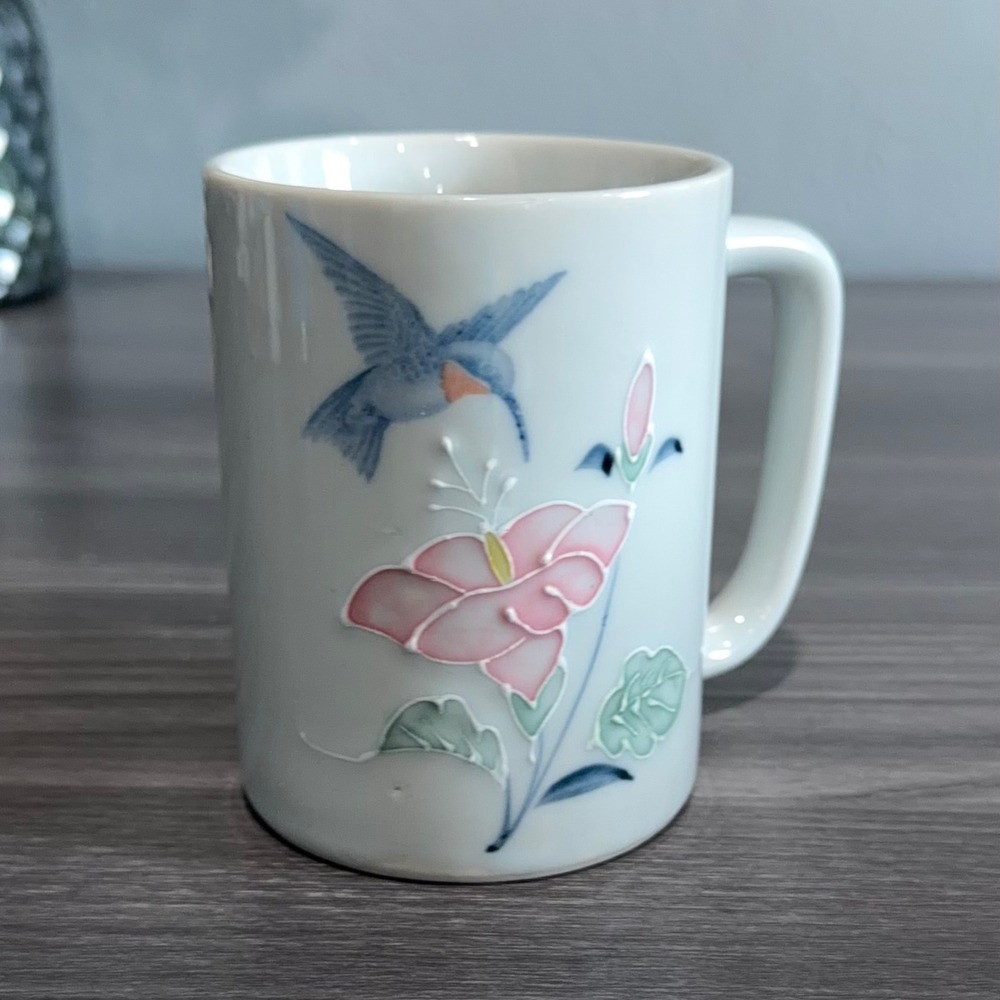 Otagiri Japan Hummingbird Hibiscus Coffee Mug‎ Vintage Embossed Ceramic Bird Tea